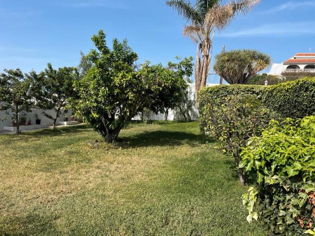 Chalet en venta en Santa Úrsula, Cuesta de la Villa. Teneriffa Stilvolle Familienvilla mit Meer und Teideblick sowie attraktivem Vermietungspotenzial. Chalets Santa.