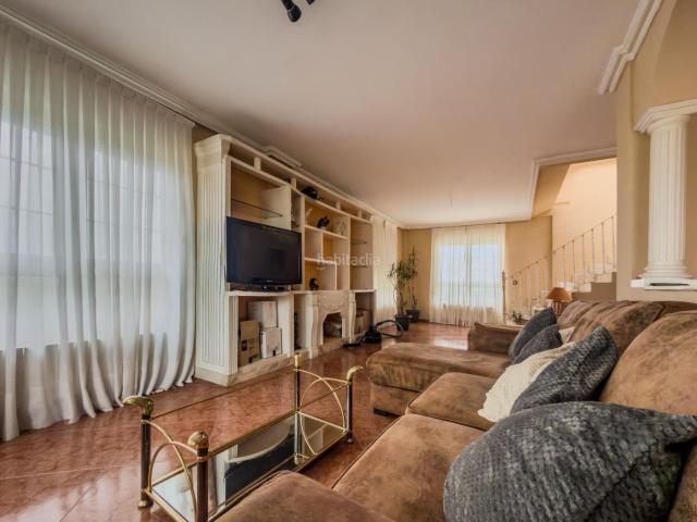 Chalet en venta en Santander, Alisal San Román. OPORTUNIDAD CHALET INDEPENDIENTE EN SAN ROMAN DE LA LLANILLA. Chalets.