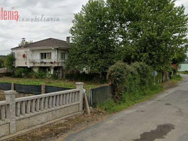 Chalet en venta en Sarria