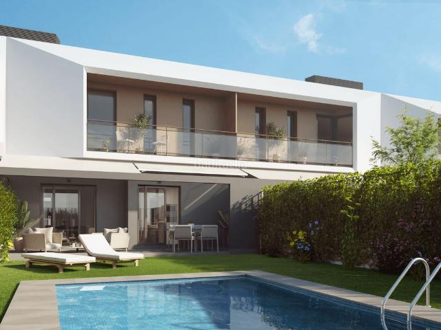 Chalet en venta en Sevilla, Palmas Altas. Chalets.