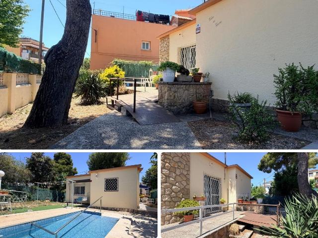 Chalet en venta en Segur de Calafell, Segur de Calafell Nucli Urbà Costa Dorada. Chalet independiente con piscina y jardín en el centro de Segur. Chalets Segur de.
