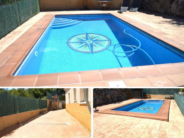 Chalet en venta en Segur de Calafell, Valldemar Montmar Costa Dorada. CHALET INDEPENDIENTE CON VISTAS A LA MONTAÑA Y PISCINA. Chalets Segur de.