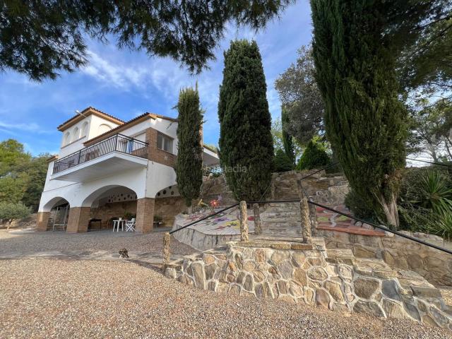 Chalet en venta en Sentiu de Sió La. CHALET EN VENTA. Chalets Sentiu de Sió.