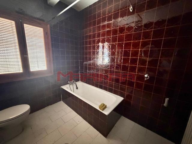 Chalet en venta en Seseña, Seseña Nuevo. Chalet con Nave en Seseña. Chalets.