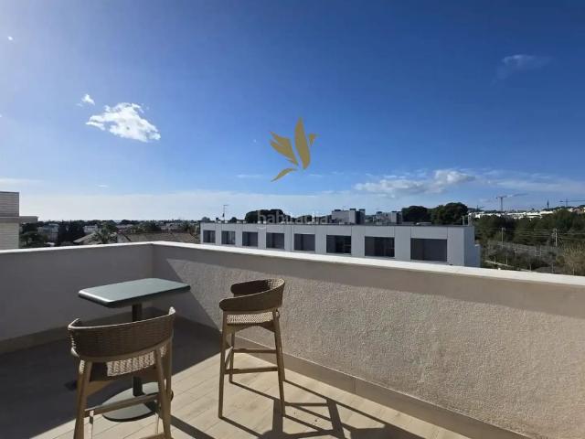 Chalet en venta en Sitges, Can Girona Terramar Vinyet Costa Dorada. Casa adosada de obra nueva con vistas al mar en VinyetTerramar, Sitges. Chalets.