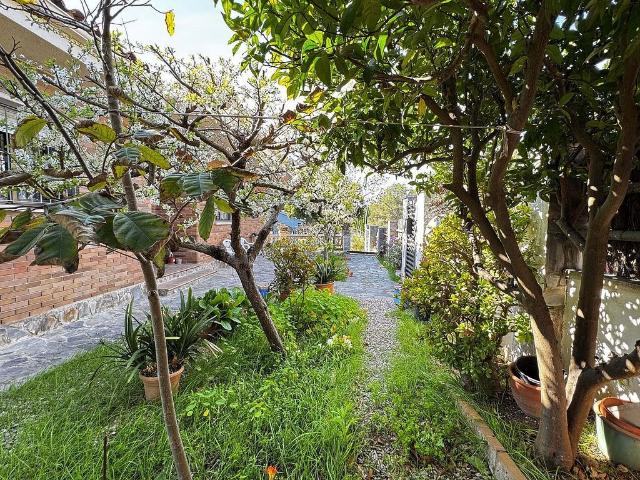 Chalet en venta en Sitges, de 226 m² 3 habitaciones por 667.000