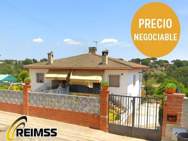 Chalet en venta en Sils, Girona