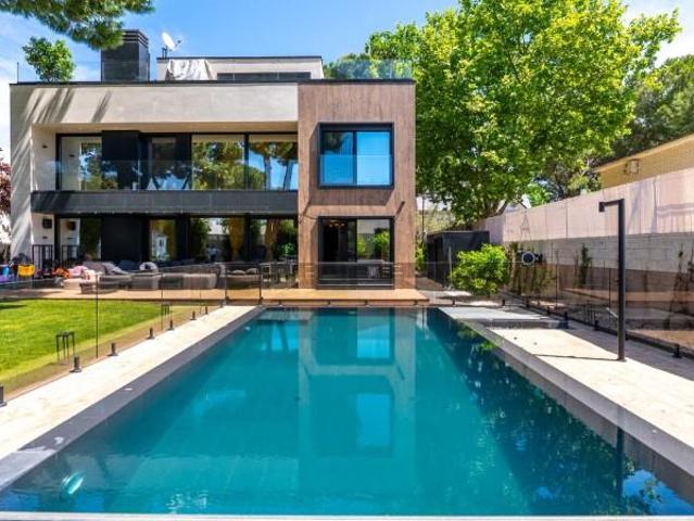 Chalet en venta en Pozuelo de Alarcón, La Cabaña