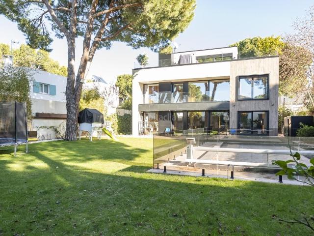 Chalet en venta en Pozuelo de Alarcón, La Cabaña. Chalets Pozuelo de.