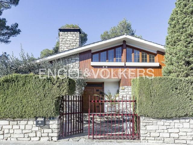 Chalet en venta en Pobla de Claramunt, la, de 376 m² 4 habitaciones por 380.000