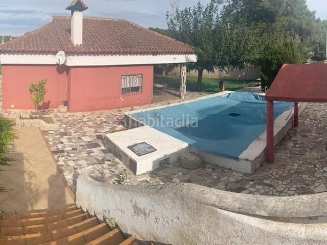 Chalet en venta en Pobla Tornesa la. CHALET CON PISCINA. Chalets Pobla Tornesa.
