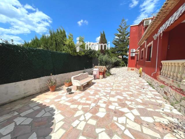 Chalet en venta en Poblets els. Chalet independiente en el vergel, Costa Blanca. Chalets Poblets.