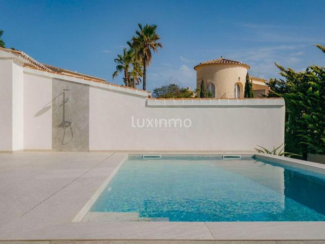 Chalet en venta en Poble Nou de Benitatxell el, Cumbre del Sol. Casa Independiente con Vistas al Mar en Poble Nou de Benitatxell. Chalets Poble Nou de Benitatxell.
