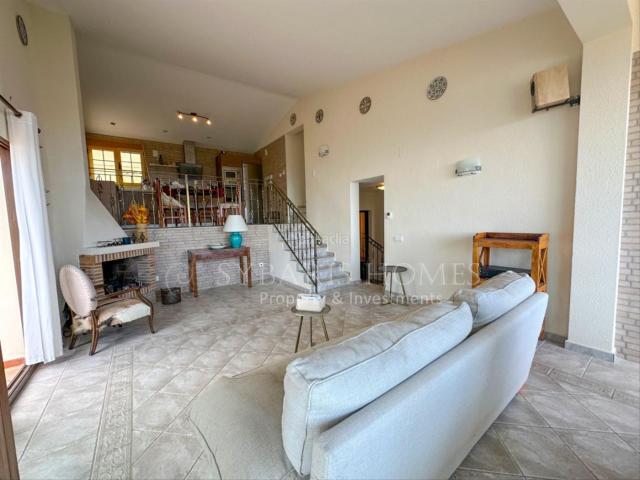 Chalet en venta en Poble Nou de Benitatxell el, Cumbre del Sol. EXCLUSIVA VILLA CON VISTAS PANORAMICAS AL MEDITERRANO EN CUMBRES DEL SOL. Chalets Poble Nou de Benitatxell.