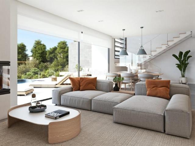 Chalet en venta en Poble Nou de Benitatxell el, Cumbre del Sol. Villa de 3 dormitorios y 4 baños con piscina y jardín, a 1000 m de la playa en Benitachell. Chalets Poble Nou de Benitatxell.