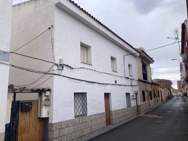 Chalet en venta en Polán. ¡ OPORTUNIDAD! DE 3 CASAS JUNTAS EN EL CENTRO DEL PUEBLO. Chalets.