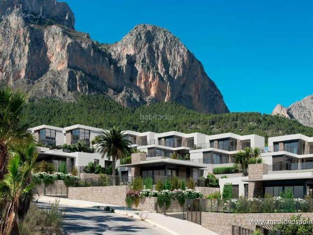 Chalet en venta en Polop, Balcón de Ponoig Polop Paradis Polop Hills. Chalet en una planta con 3 dormitorios y vistas panorámicas al mar en Polop. Chalets.