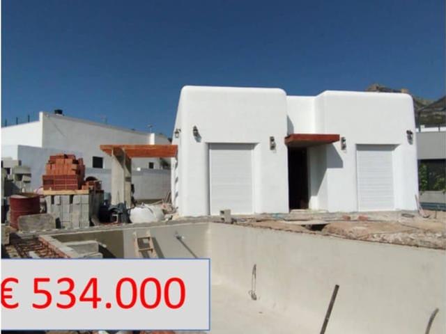 Chalet en venta en Polop, Alicante Costa Blanca