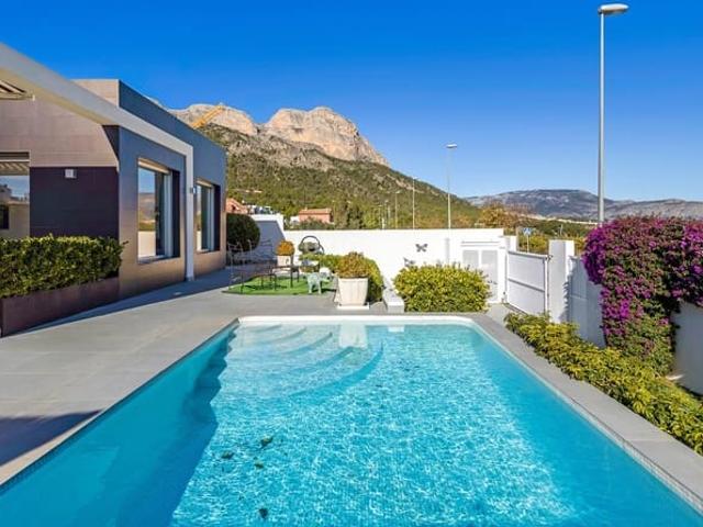 Chalet en venta en Polop, Alicante Costa Blanca
