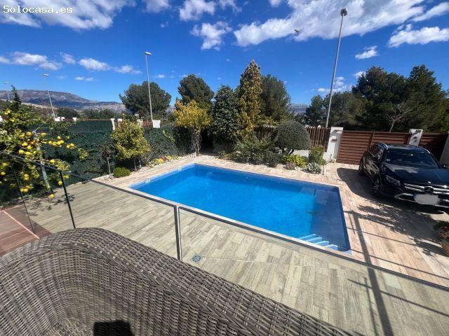Chalet en Venta en Polop de la Marina, Alicante