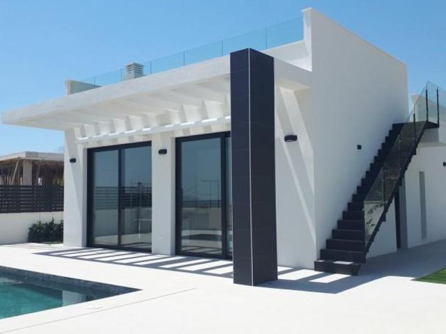 Chalet en venta en Polop, Urbanizaciones