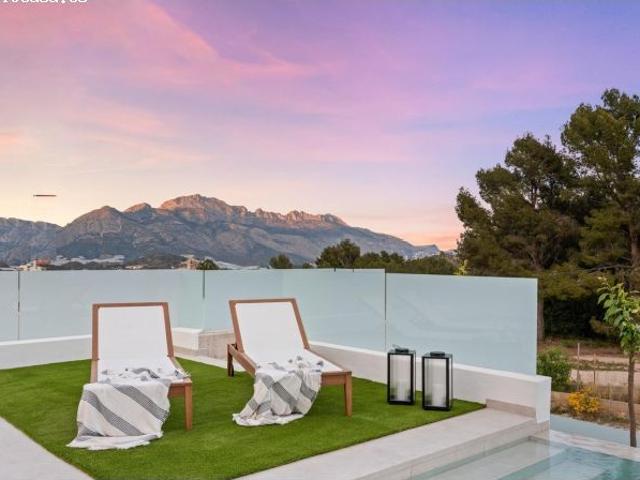 Chalet en Venta en Polope, Alicante