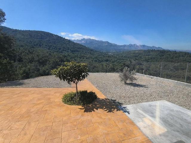 Chalet en venta en Pont de Vilomara i Rocafort, El, de 150 m² 4 habitaciones por 299.000