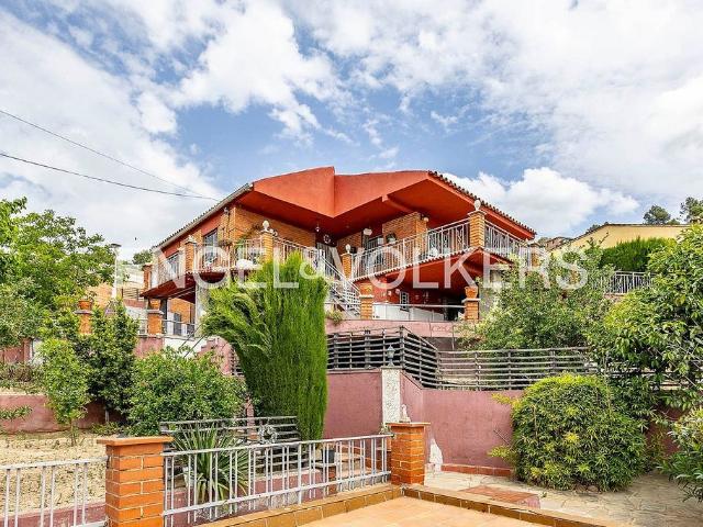 Chalet en venta en Pont de Vilomara i Rocafort, El, de 241 m² 5 habitaciones por 270.000