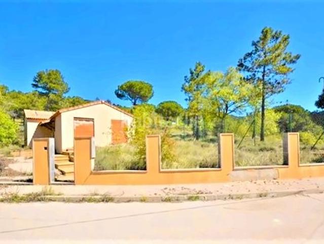 Chalet en venta en Pontons. Solvia Inmobiliaria Chalet independiente Pontons. Chalets.