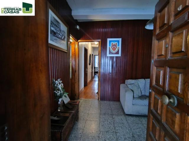 Chalet en venta en Pontevedra, Centro Echegaray. CASA EN EL CENTRO DE PONTEVEDRA. Chalets.