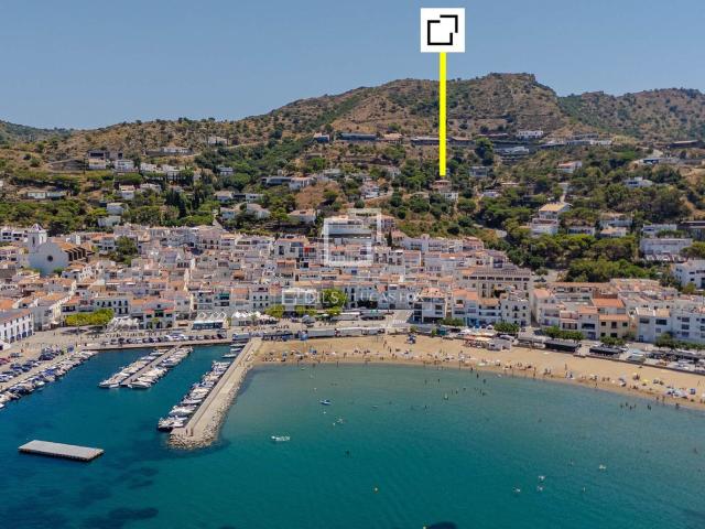 Chalet en venta en Port de la Selva El Costa Brava. Exclusiva propiedad compuesta por dos casas independientes con vistas al mar y piscina. Chalets Port de la Selva.