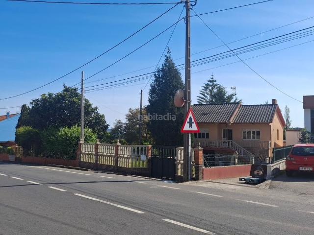 Chalet en venta en Porto do Son. CHALET INDEPENDIENTE CON TERRENO. Chalets Porto do.