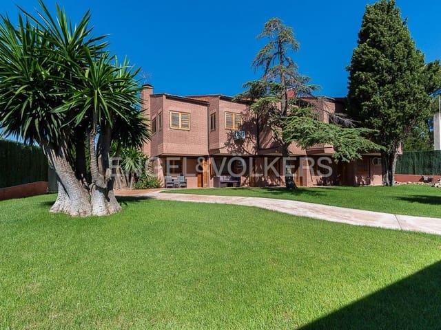 Chalet en venta en Paterna, Valencia