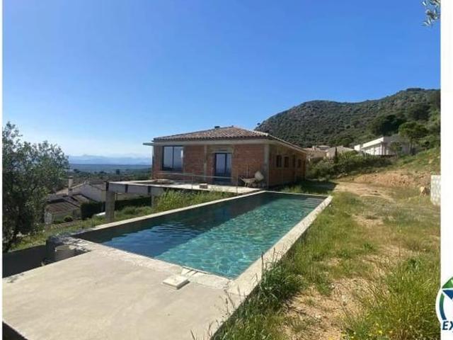 Chalet en venta en Pau, Girona