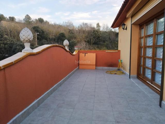 Chalet en venta en Pacs del Penedès. CASA ÚNICA A CUATRO VIENTOS CON PISCINA EN VENTA AL LADO DE VILAFRANCA DEL PENEDÈS. Chalets Pacs del.