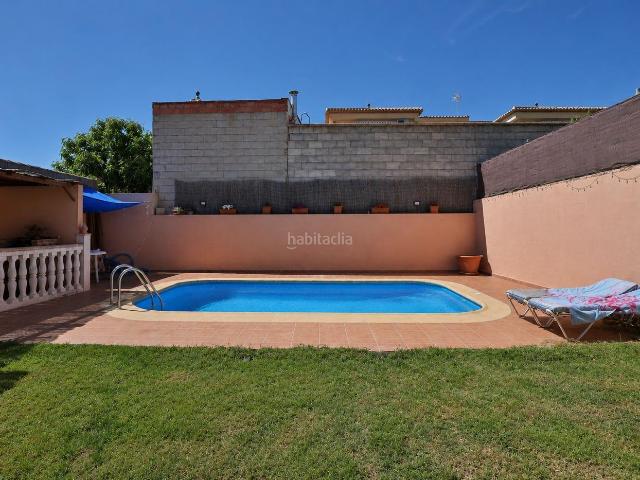 Chalet en venta en Padul. CHALET PAREADO PADUL. Chalets.