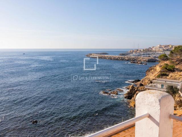 Chalet en venta en Palamós, La Fosca Cala Margarida Costa Brava. Encantadora casa en primera línea en venta en Cala Margarida. Chalets.