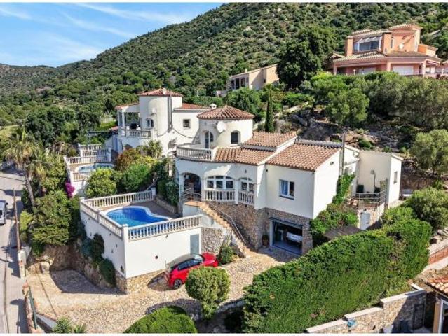 Chalet en Venta en Palau saverdera, Girona