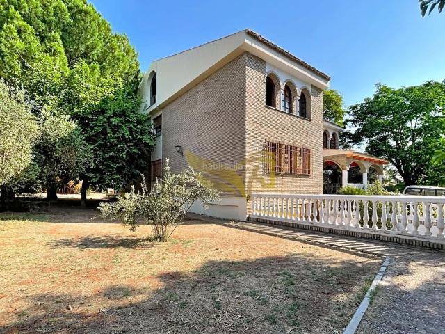 Chalet en venta en Palomares del Río. Chalet en venta en Palomares del Río. Chalets Palomares del.