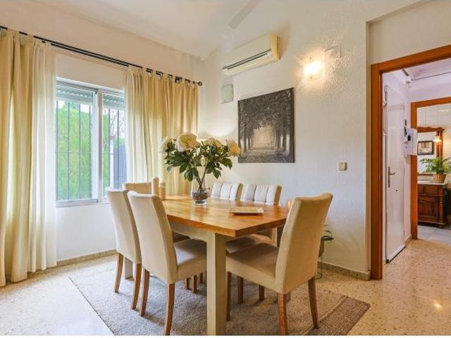 Chalet en Venta en Palomares del Río, Sevilla