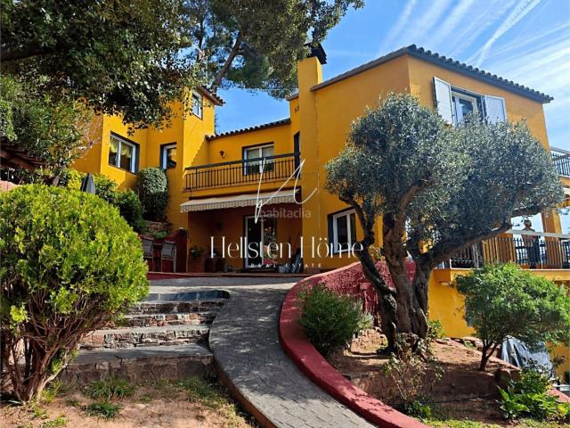 Chalet en venta en Pallejà. Chalets.