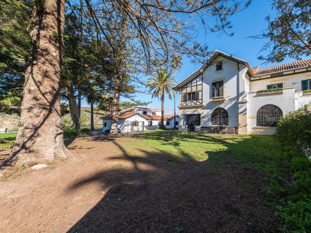 Chalet en venta en Palmas de Gran Canaria Las, Tafira. Chalet independiente en Tafira. Chalets Palmas de Gran Canaria.