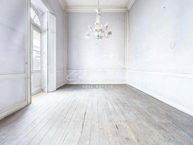 Chalet en venta en Palmas de Gran Canaria Las, Triana. Exclusiva propiedad con esencia histórica en el corazón de Las Palmas de Gran Canaria. Chalets Palmas de Gran Canaria.