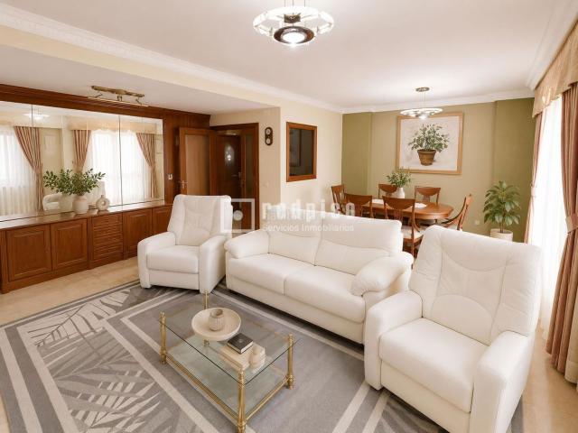 Chalet en venta en Parla, Las Américas. Espectacular unifamiliar en las Américas. Chalets.
