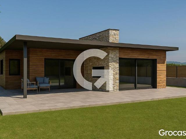 Chalet en venta en pasaje Del Montseny, Fogars de la Selva, de 160 m² 4 habitaciones por 480.000