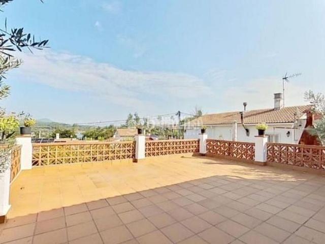 Chalet en venta en pasaje Del Pino, Sant Salvador de Guardiola, de 105 m² 3 habitaciones por 178.000 €