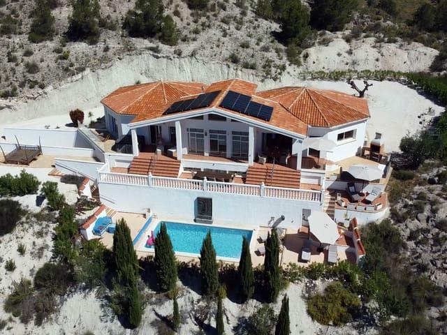 Chalet en venta en Petrel / Petrer, Alicante