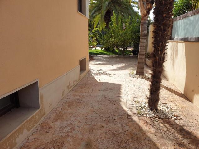 Chalet en venta en Petrer. CHALET EN VENTA. Chalets.