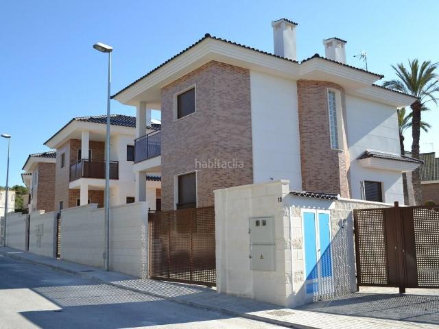 Chalet en venta en Petrer. Tu Chalet Soñado en Loma Badá, Petrer!. Chalets.