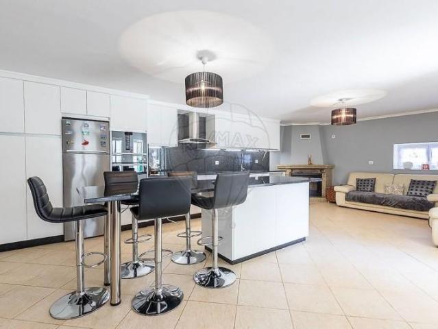 Chalet en venta en Pedro Bernardo, Montalegre